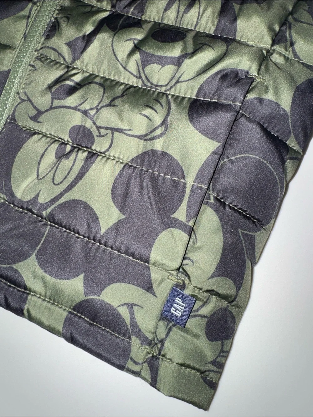 GAP Disney Mickey Mouse Toddler Puffer Jacket Boy 2T NEW